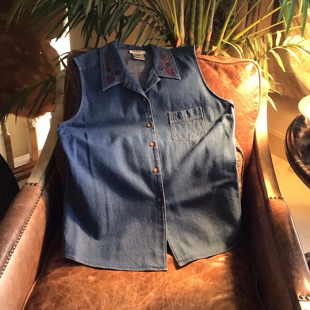 Ladies vest